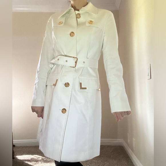 White Michael Kors Trench Coat. (Size Women’s Small) - Picture 1 of 2